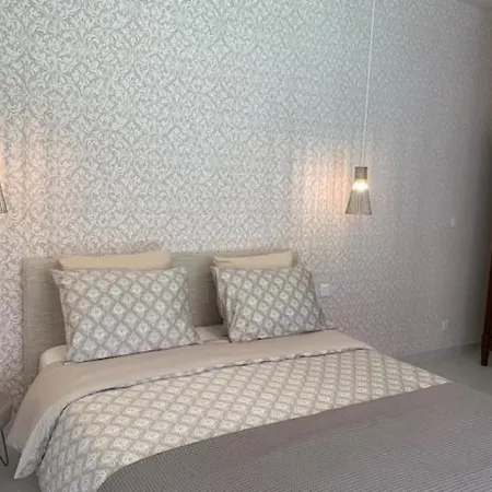 Bed & Breakfast Domaine Miltat - Crayere